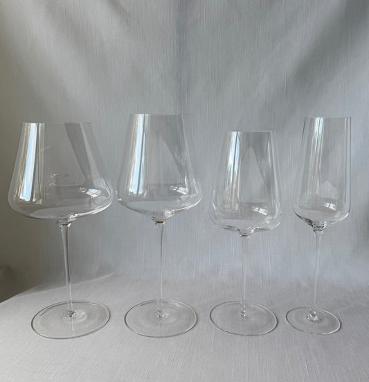 The Thin Stem Glass - Red Wine