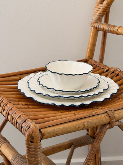 The Wavy Bowl