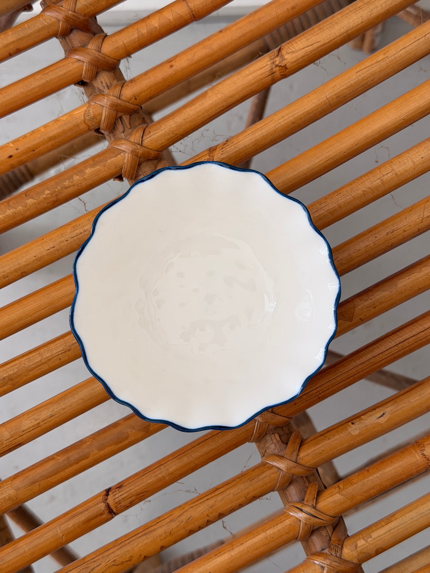 The Wavy Bowl
