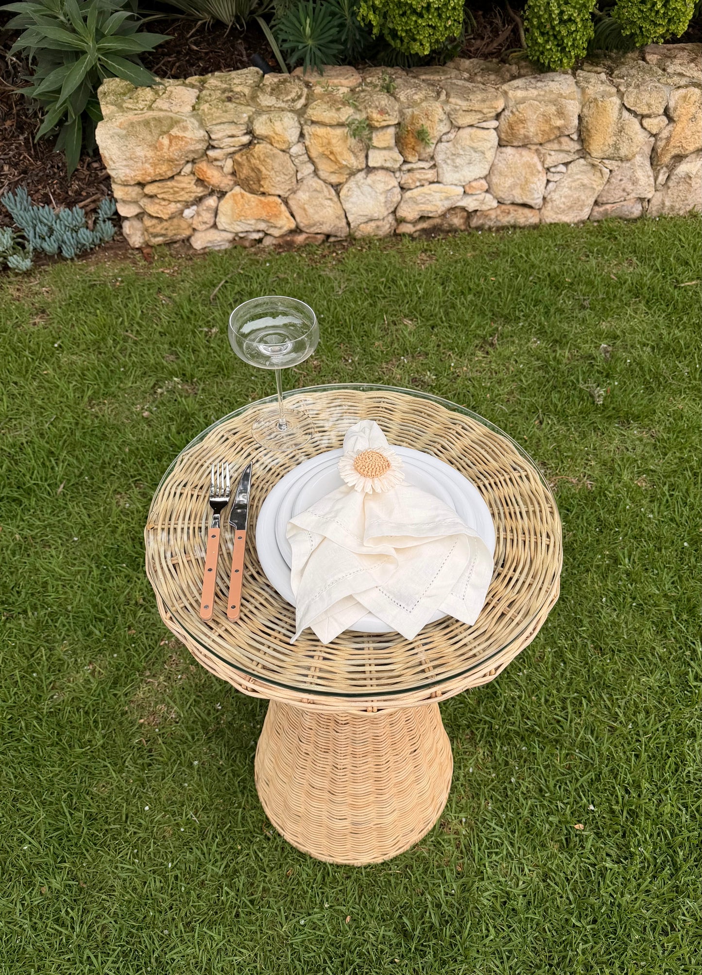 Bubble Plate in White - 3 pcs set