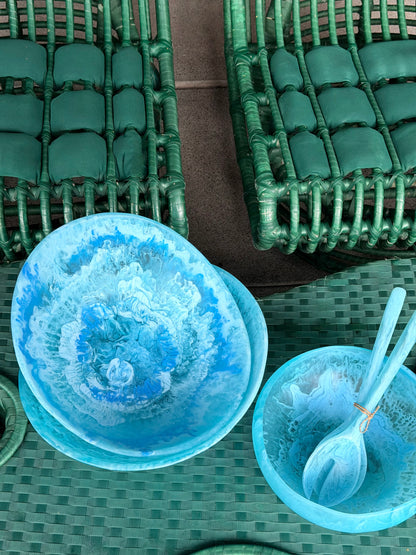 The Resin Salad Bowl - Blue