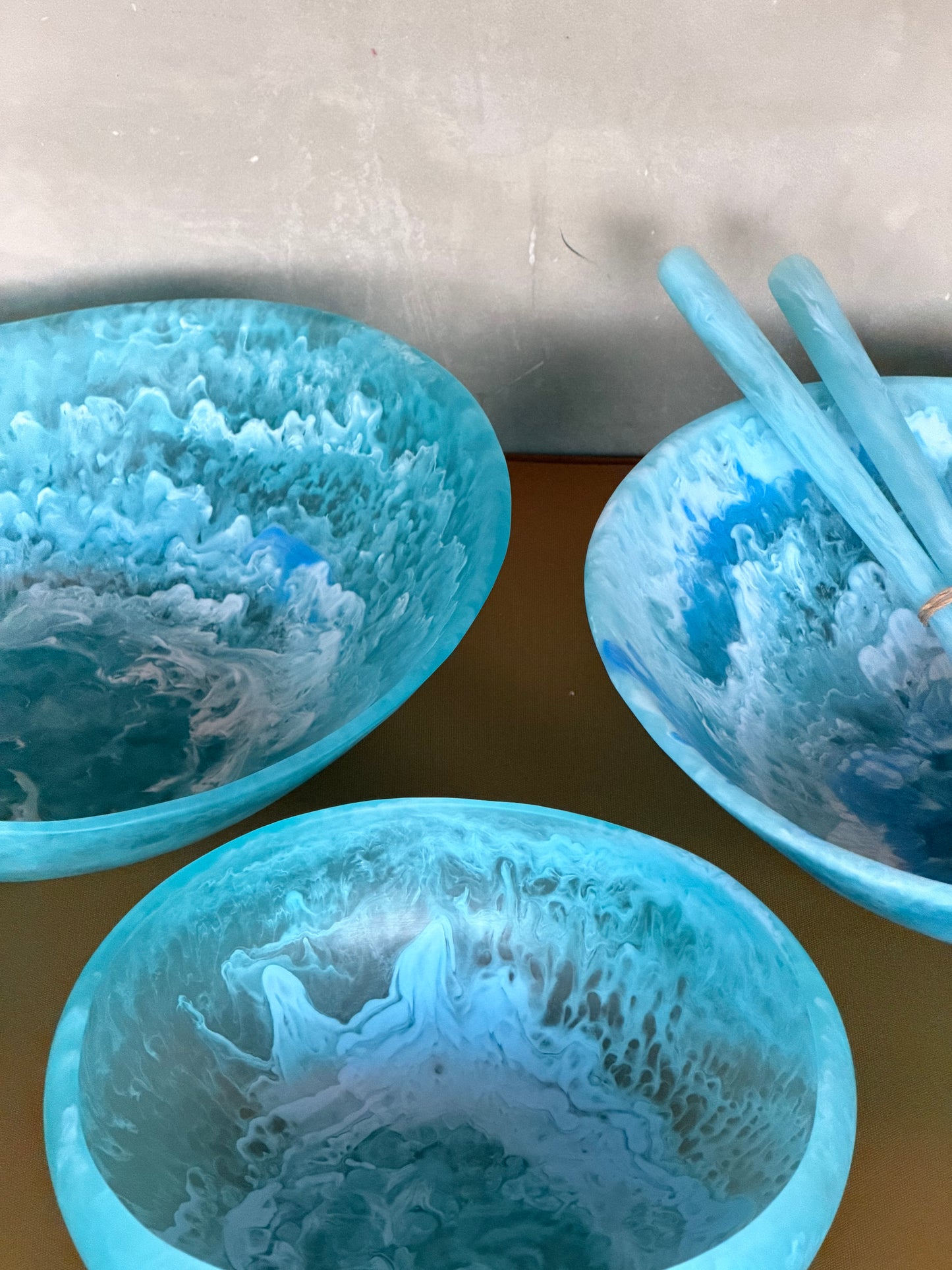 The Resin Salad Bowl - Blue