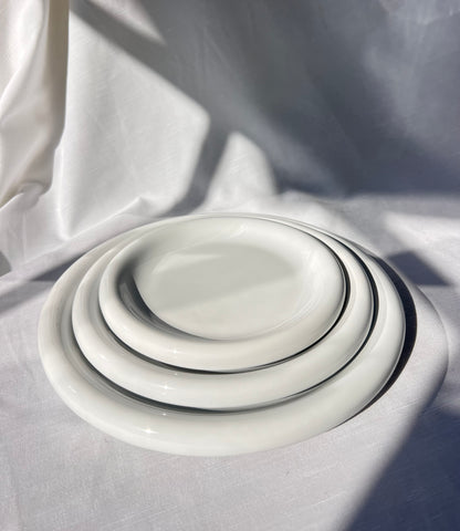 Bubble Plate in White - 3 pcs set